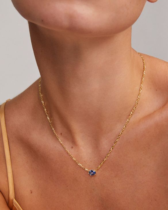 Cailin Gold Pendant Necklace in Blue Violet Crystal